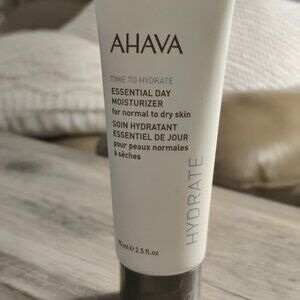 Ahava Essential Day Moisturizer Hydrate 75 ml/2.5 fl oz
